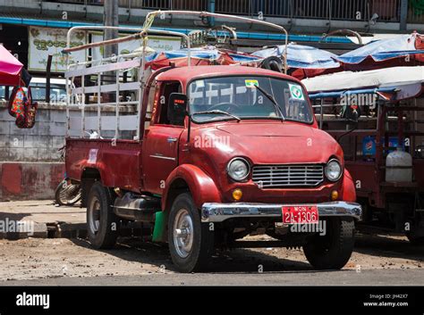 Vintage 1960s Mazda D1500 Truck Mawlamyine Myanmar Stock Photo Alamy