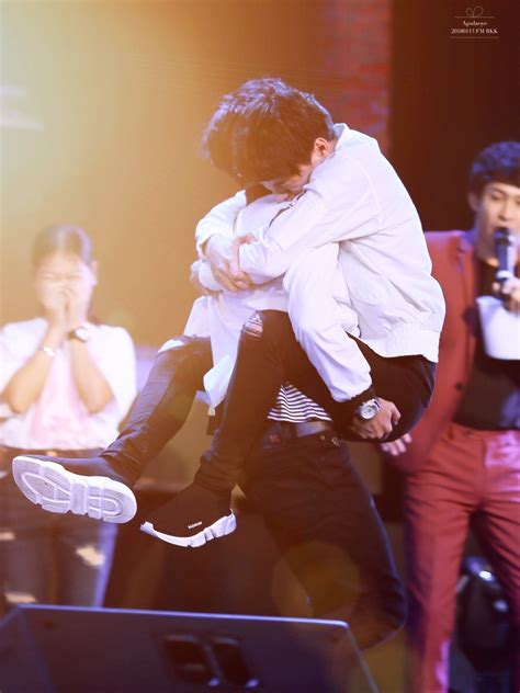 Pinterest Cute gay couples Sotus the séries Cute actors