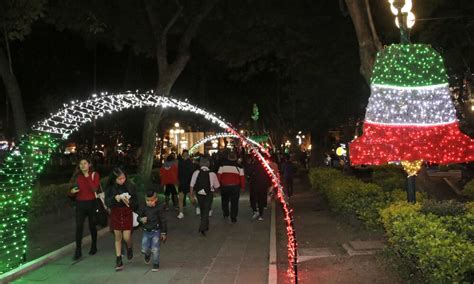 Así se vivió el encendido de luces por fiestas patrias en Puebla