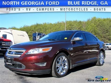 Cinnamon Red Metallic Ford Taurus Limited Photo