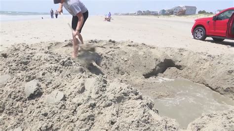 Officials Warn Of Dangers Of Digging Leaving Holes At Beaches Youtube