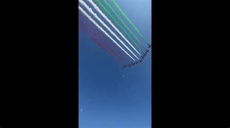 IL VOLO DELLE FRECCE TRICOLORI SULLALTARE DELLA PATRIA PER LA FESTA