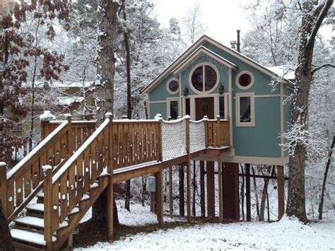 Eureka Springs: The Land of the Treehouse? - Tiny House Blog