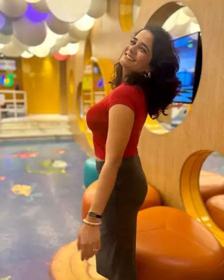 Bhagyashree Mote Top 20 Hot Pics And Photos