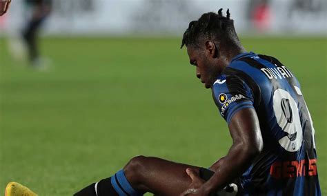 Atalanta tegola Zapata c è lesione muscolare rischia un mese di stop