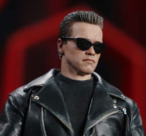 Hot Toys MMS 795 Terminator 2 Judgment Day T 800 2 0 Galleria Version 1 6 Scale