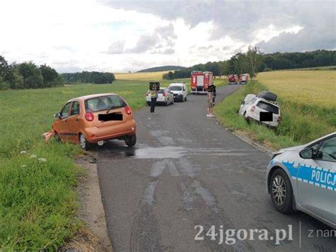 78 latek bez prawa jazdy spowodował kolizję