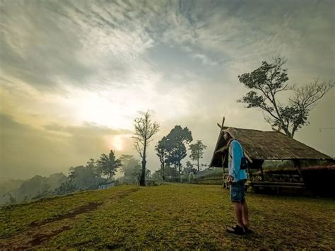 10 Potret Bukit Dewi Manggung Subang Alamnya Menyejukkan