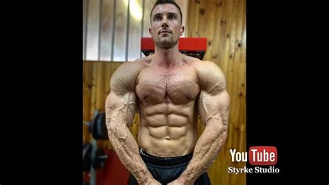 Bodybuilding Huge Muscle Model Bodybuilder Pump Posing Joffrey Vassaux