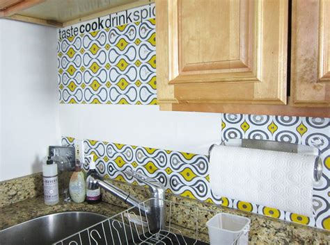 How To Install Peel And Stick Tile Backsplash How To Install A Peel