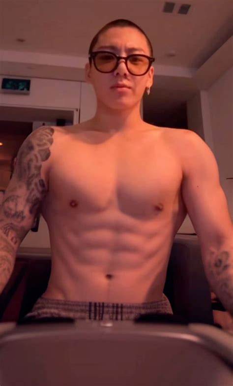 Pin by 김남준 on JUNGKOOK Jeon jungkook Jungkook abs Jungkook hot