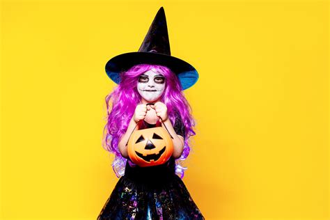 Halloween 2019: Potentially harmful face paint ingredients to watch out for