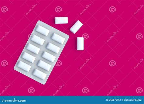 Chewing Gum In Blister Pack Mint Bubblegum Stock Illustration Illustration Of Object Chewy