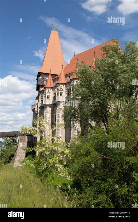 Burg Hunedoara Fotos Und Bildmaterial In Hoher Aufl Sung Alamy