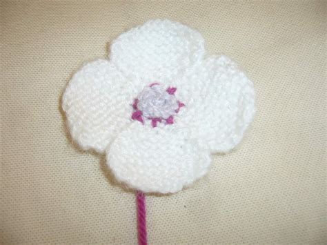 Tricoter Une Fleur P Tales Paperblog Fleurs En Tricot Tricot