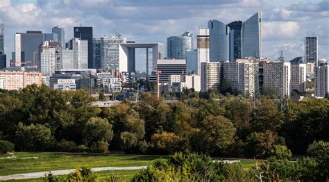 Paris La Défense dix propositions pour des tours plus sobres