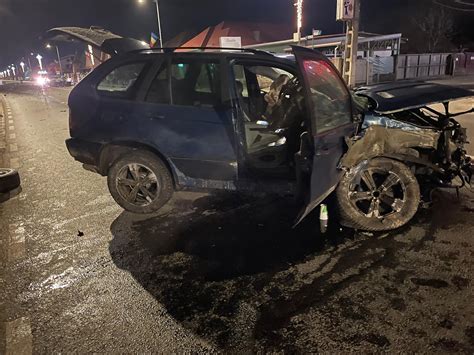 Accident Cu Trei Ma Ini La Ie Ire Din Flore Ti Spre Gil U Zburau Cu