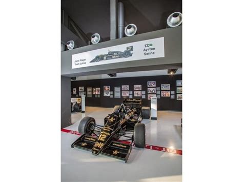 Al Museo Lamborghini La Mostra Dedicata Ad Ayrton Senna 1 Di 1