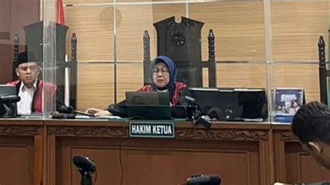 Kecewa Dengan Pn Tangerang Kuasa Hukum Korban Rihana Rihani Heran