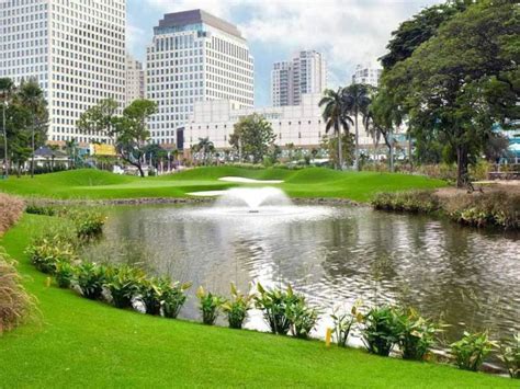 Tempat Bermain Golf Terbaik Di Jakarta Flokq Coliving Jakarta Blog