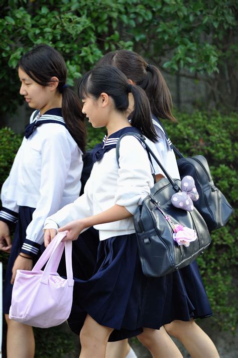 【画像】2人で歩いてるJKは魅力も増す | 画像ノトビラ