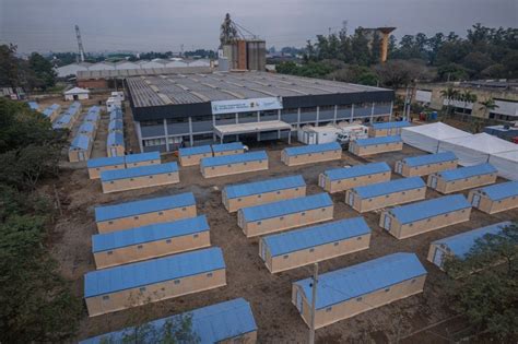 Centro Humanitário de Acolhimento em Canoas RS Poder360