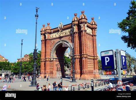 Arc De Triomf Passeig De Llu S Companys Barcelona Spain Stock Photo