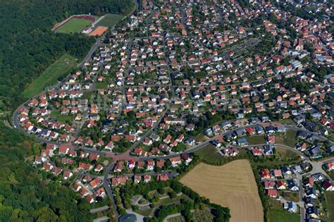 Luftaufnahme Höchberg Wohngebiet Mischbebauung der Mehr und