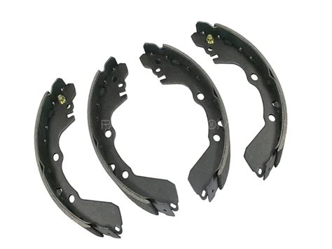 Buy Brake Shoe For Toyota Corolla 1988 2000 In Pakistan Pakwheels