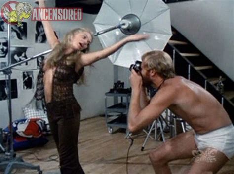 Naked Dyan Cannon In Such Good Friends