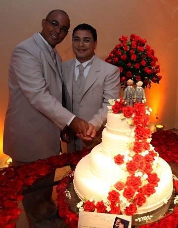 Gra A Plena Pastor De Igreja Gay N O Gosta De Certa M Sica