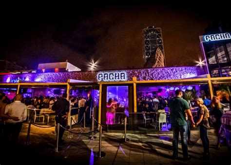 Barcelona Nightlife: The Best Bars and Clubs in Port Olimpic