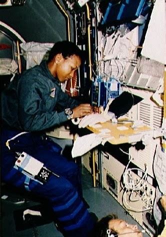 Mae C. Jemison aboard the space shuttle Endeavour | Who2