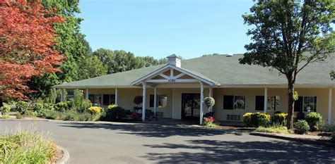 Explore River Park Senior Living: A Photo Gallery Tour