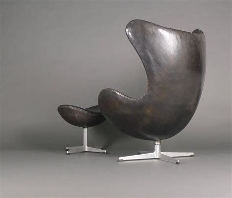 Arne Jacobsen Early Egg Chair And Ottoman Original Black Leather