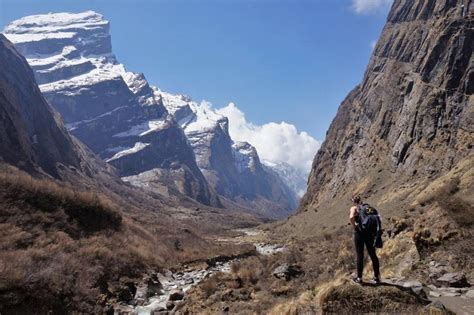 Au D Part De Pokhara Trek De Jours Au Camp De Base De L Annapurna