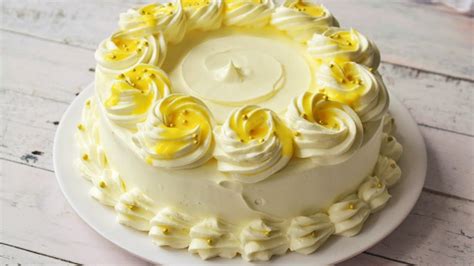 Eggless Custard Cream Cake Recipe Vanilla Custard Cake Frosted With Whipped Custard Cream