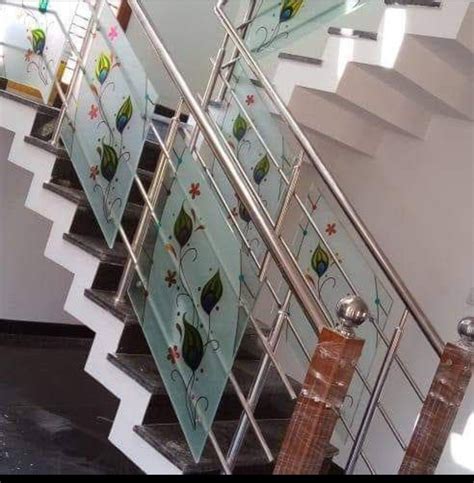 Silver Bar Stainless Steel Railings Mounting Type Floor At Rs