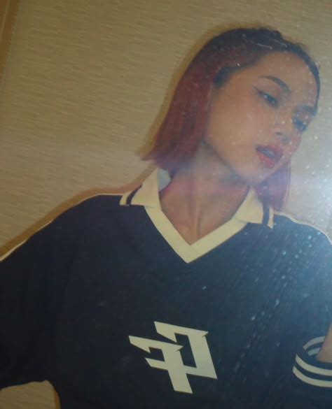 BINI GWEN APULI Pretty Brunette Quick Gwen