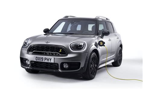 大改款《mini Countryman》車身尺碼放大 新增純電車款 產地遷往德國 預計2023年發表