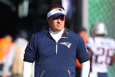 Browns Request Permission To Interview Patriots Oc Josh Mcdaniels