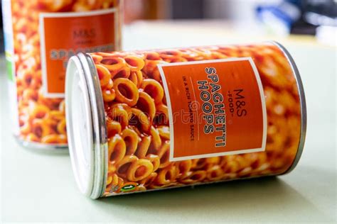 Lata De Marcas Y Derroche Propia Marca Spaghetti Hoops En Salsa De