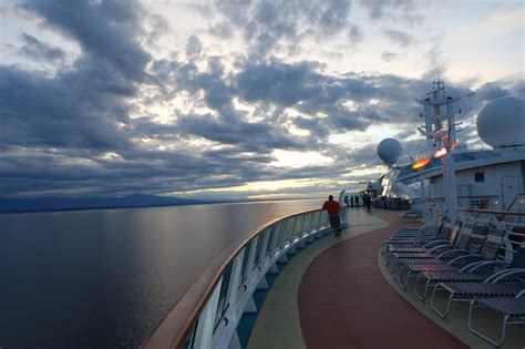 Radiance of the Seas - Alaska Cruise | Luxury Travel Blogger - Carmen ...