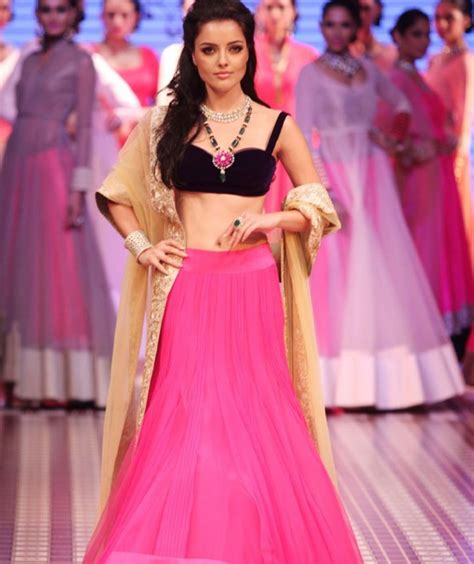 Kristina Akheeva Yamla Pagla Deewana Actress Kristina Akheeva Hot Sexy Wallpapers