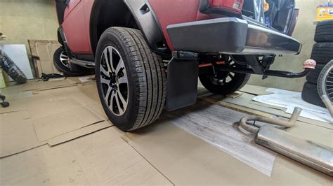 Брызговики на ниву из Термоэластопласта — Lada 4x4 3D, 1,7 л, 1996 года ...