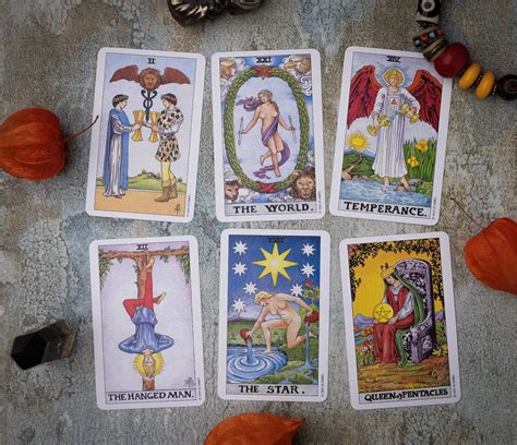 Universal Waite Tarot Which Rider Waite Tarot Deck Should One Choose