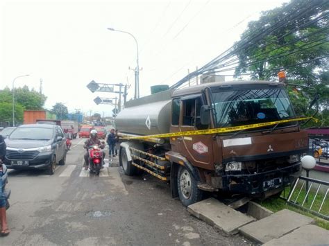 Polisi Tetapkan Tersangka Sopir Truk Yang Tewaskan Orang