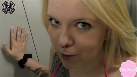 Big Tits Swimming Pool Search XNXX