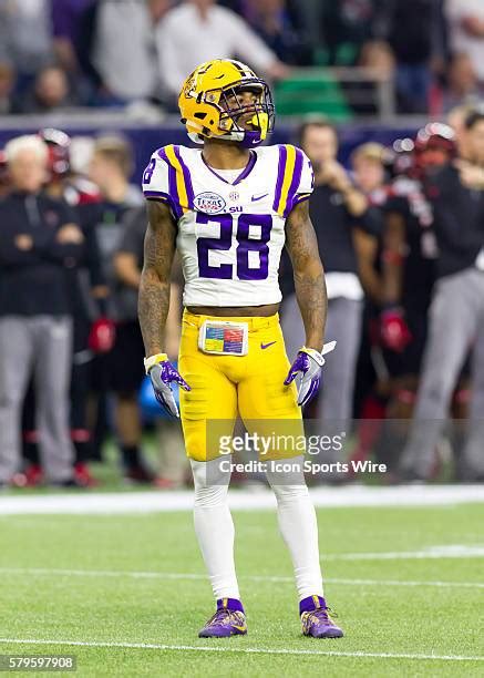 120 Jalen Mills Lsu Photos & High Res Pictures - Getty Images