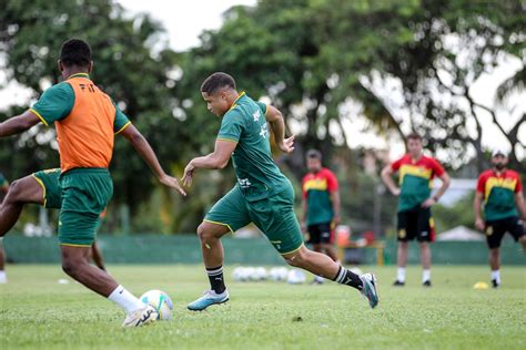 Sampaio Tem D Vidas No Meio Campo Para O Supercl Ssico Deste S Bado